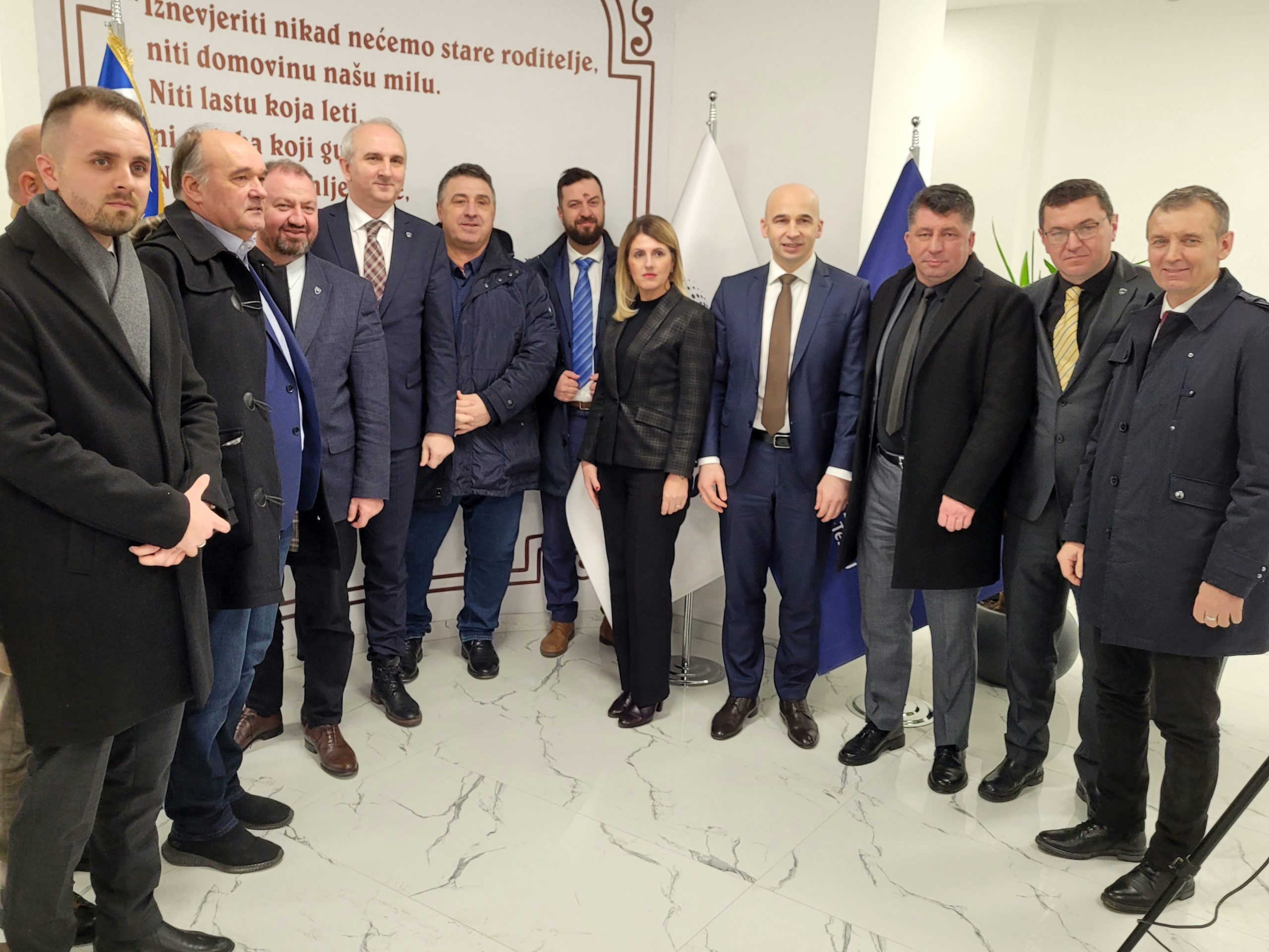 Delegacija Vlade ZDK upriličila posjetu Udruženju privrednika "Biznis centar" Jelah-Tešanj